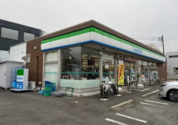 ファミリーマート沼津岡一色南店