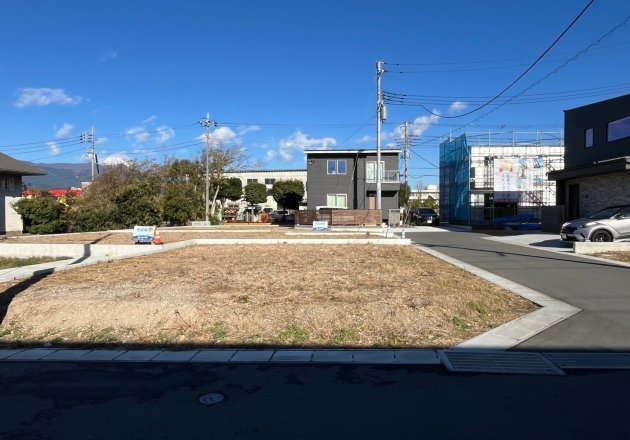 人気の東南角地！日当たり・アクセス良好