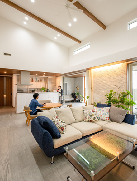 品質と標準仕様とコスパが決め手! リゾート薫るホテルライクな二世帯住宅